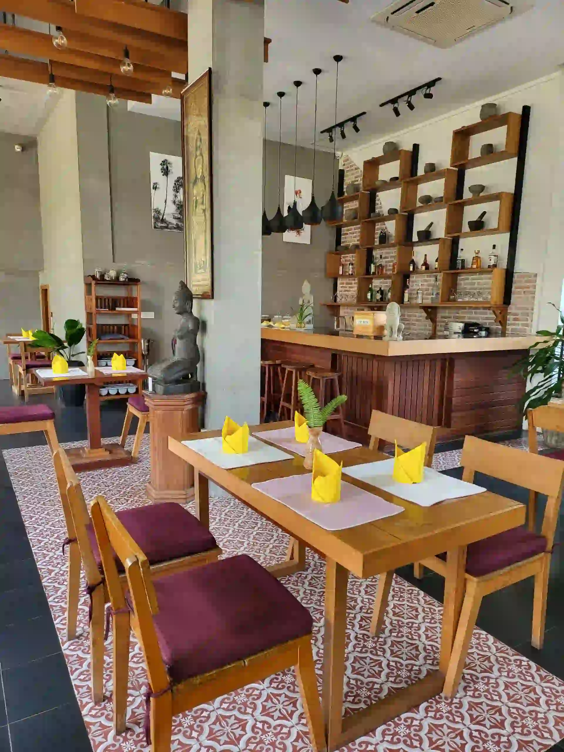 restaurant