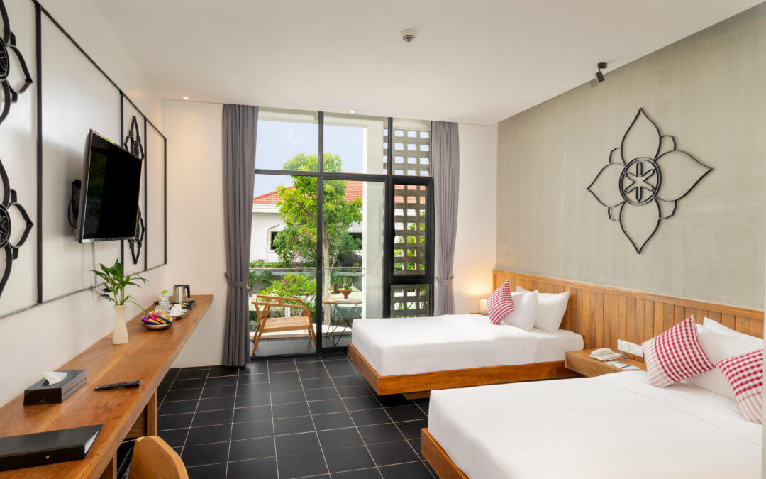 Deluxe Twin Balcony Poolview